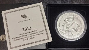 2013NčATB}EgVA5IXVo[NH[^[RC