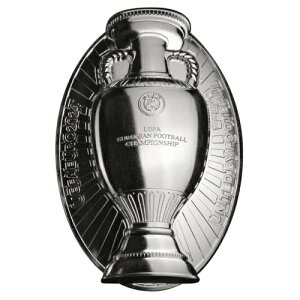 UEFA�����g���t�B�[ 3�I���X �v���[�t����� 10�h�� �\���������� 2024�N