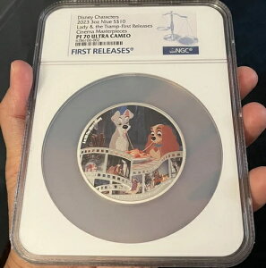 fBYj[EVl}E}X^[s[VY 񕨌 3IX Vo[RC NGC PF70 FR