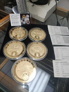 24ŃR[eBOꂽ4COAtLORC5