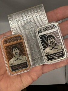 �W���X�e�B���E�g���h�[���t�ߎw����z��o�[2�i1�I���X�j�Ɠ��G�i�����J���[1��