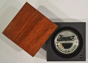 2010N I[XgA̕  1IX v[t  1h