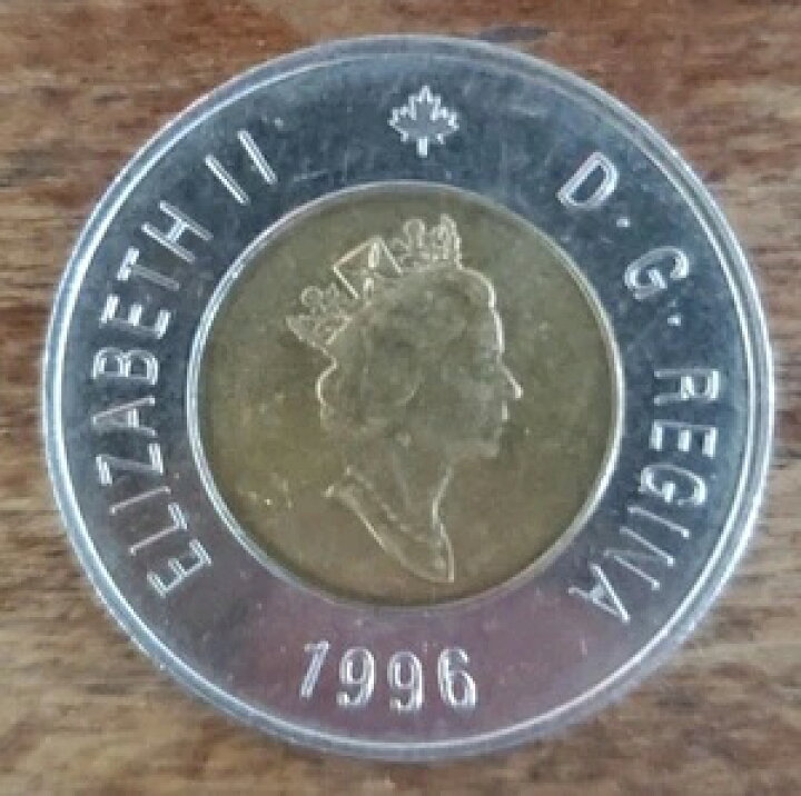楽天市場】1996年カナダ2ドル硬貨 エリザベス2世女王とホッキョクグマ
