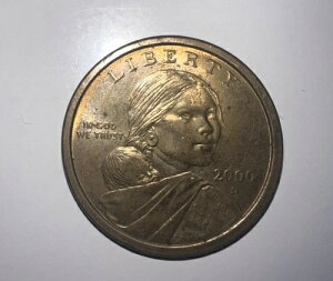 2000 D サカガウィア 1ドル硬貨 米国リバティ ゴールドカラー 流通