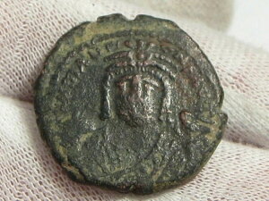 �r�U���`��: ���[���X-�e�B�x���E�X AD 582-602 M Follis Anno XX (20 �N) �e�I�|���X������