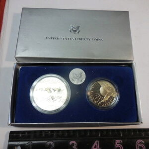 AJ oeBRC ݂ƃn[th 1886-1986