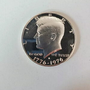 1976N SEPlfBEn[th 40% ΁I JIEv[t a200NLOsYɂĔ
