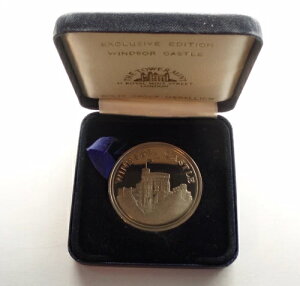 pAEBU[Ar[tH[gECF[w 1989N v[t_ IWi{bNXBB19