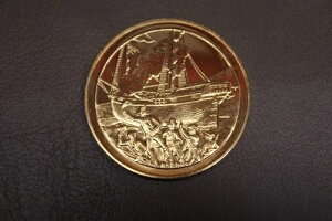 1973Ni{XgEK[bgւ̎莆j925ݎRM̓C~g