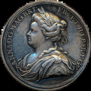 1713�N���g���q�g���35mm�⃁�_���i�N���[�J�[���jMI400/257 E460