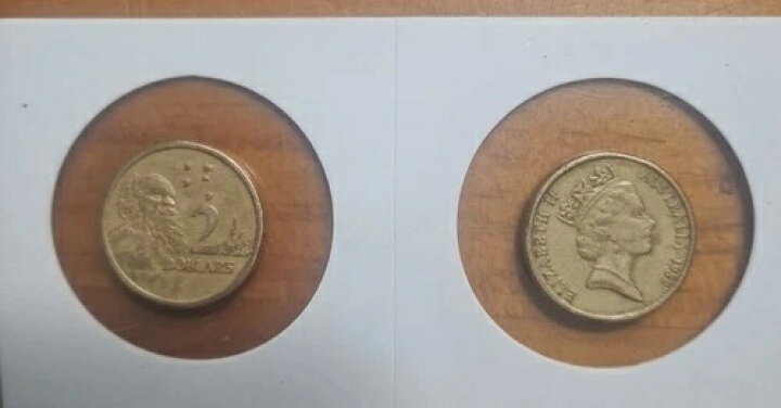楽天市場】希少な1988年オーストラリア2ドル硬貨。HHとRDMのイニシャル 