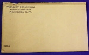 1960Nv[tZbgBRC͕čǂɂ蕽ɕĂ܂B