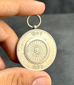 󏭂ȃBe[WCfBA1947/1972NAƗ25NLO_A