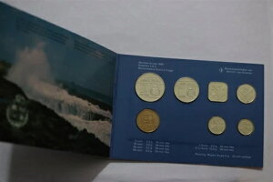 ?? ???? Ao 1993 ~gZbg C tH_[ B66 BX16