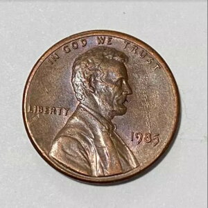 1 Zg J[ yj[ 1985 N  ~g}[N G[ȂB