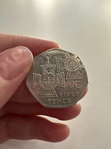 希少な50ペンス硬貨 2006年