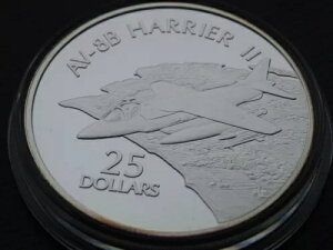 1IX 999 Vo[ 2003 \ 25h AV-8B nA[ ͔s̗j