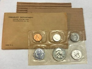 1956�N���č����5���v���[�t�Z�b�g�i�I���W�i����������j�B���m�ȃR�C�����ʂ��Ă��܂��B#07