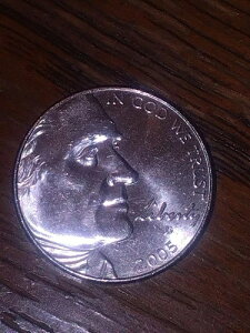 2005�ND�o�b�t�@���[�j�b�P���V���o�[�A�~�`�́u�R�C����]�G���[�v�t��