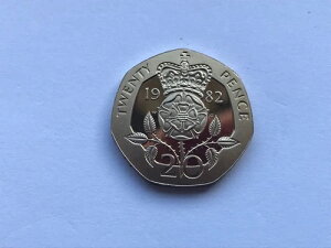 �V���v���[�R�C���Y?1982�N�v���[�t�g�D�G���e�B20�y���X�R�C��