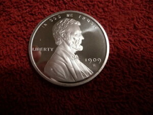 1�I���X .999 �V���o�[���E���h - 1909 �N�� VDB �����J�[���Z���g�f�U�C��