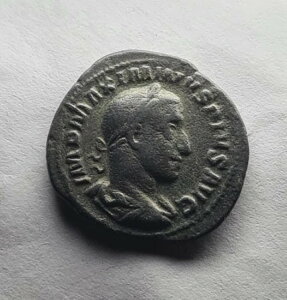 Maximinus 235AD * 󏭂Ȗ{̌Ñネ[}̃fiEX