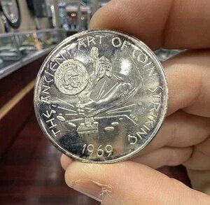 A 1969N AJRC ÑRCNu 1IX   .999