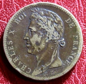 󏭂ȃRj[ 10T`[ 1825 A KCAiƃZlK V10 tXݕ