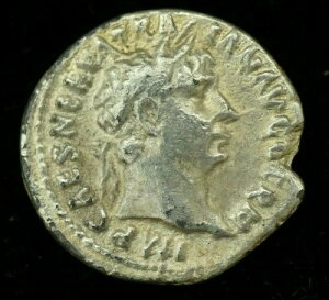 �󏭂ȃg�����k�X��̋␻���[�}�f�i���E�X�ݕ� 18mm 3.2 GR