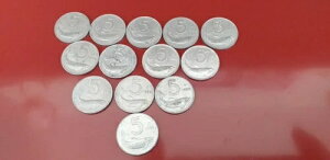 A~jERCABe[W C^A  5 bgBɊ󏭂ȃRCłB