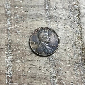 1945N ~g}[NȂ EB[gyj[  Ɋ󏭂1ZgčRC