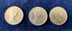 1983�N�G���U�x�X2���L�O1�|���h�d��3���i�󏭁j�㉺�t���܁A�\���t����