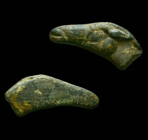 非常に希少な古代美術品 ローマ時代の精巧な馬の頭の置物 COA付き