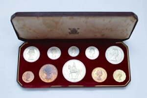 1953NGUxX2ՊLOv[tRC10ZbgA