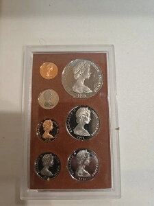 1974N NbN v[tZbg 7  ^KA L̐_RC