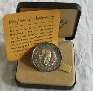 1981N `[Ycqƃ_CAi܂̃CEFfBO 1IX HM Vo[v[t_ - /COA