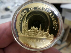 1971N Vo[ v[t _ 24bL lނ̋ c h