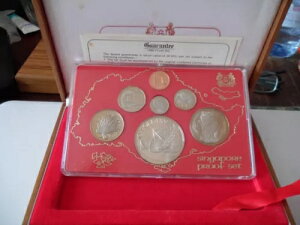 VK|[ 1980 v[tZbg 1Zg - 10h ȏ s14000