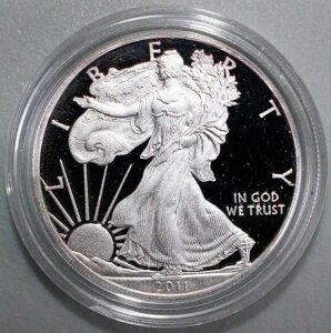 2011 W AJVo[C[Ov[tRĈ Ȃ 10Zg  25N