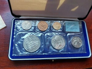 j[W[h 1968N v[tZbg - 6̃RC P[X ʔs C~g h