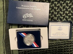 2006�N�L�O�R�C���v���O���� - �x���W���~���E�t�����N�����u�����̕��vUNC �V���o�[ 1�h��