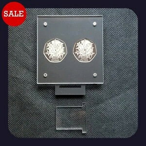 2005�N�v���[�t�Ɣ��ɒ�����2009�N�v���[�tEU 50�y���X�A�N�����f�B�X�v���C����2500��