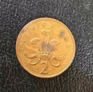 p 2 j[yX 1975N GUxX2 Oݕ Ɋ