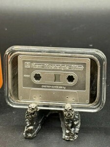 �g���~���g/�j���[�m�X�^���W�A�R���{ 1�I���X �V���o�[�v���[�t�o�[�B���s����50��