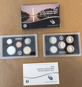 2019-S č Vo[v[tZbg v10