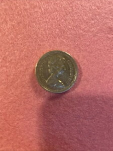 1983�N1�|���h�d�݁A�����t���܂̃G���[�A�G���U�x�X2�������A����