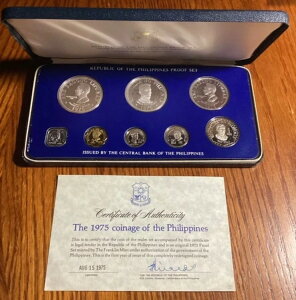 tBsa 1975FM ݃v[tZbgiCOAtAP[XCOAtj