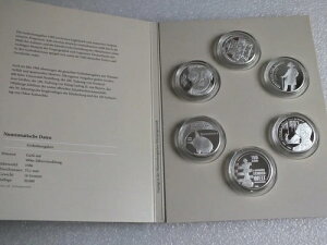 RC/_6 - 1986NLOs - tH_[ - M1-