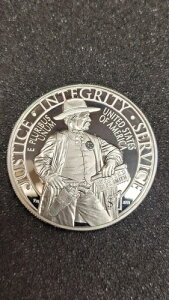 2015N P č}[VYLO݃v[t