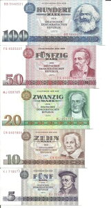 hCc-DDRZbg 5 PCS 5+10+20+50+100 }[N 1971-1975 P 27-  P 31 . 4RW 25JUL